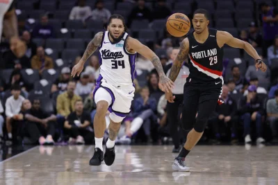 Damian Lillard scores 25 in first game back as Portland set up first road test against Sacramento — Trail Blazers Vs Kings