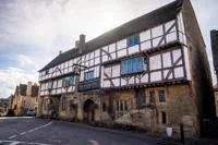 Dr James Wright identifies George Inn in Norton St Philip for Tree Ring Dating Historic English Pubs