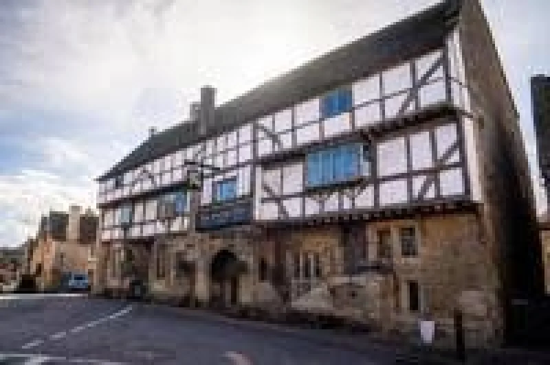 Dr James Wright identifies George Inn in Norton St Philip for Tree Ring Dating Historic English Pubs