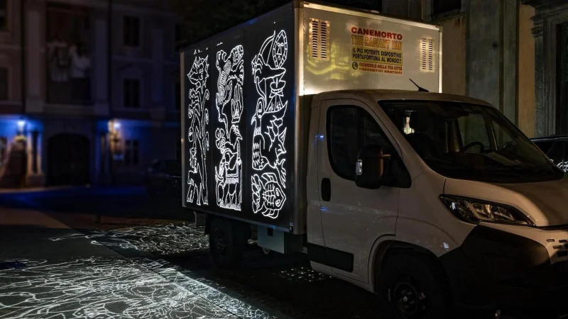 Grulli apre Luci d'artista con 31 luci e quattro nuove opere Turin