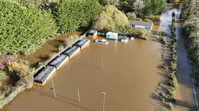 River Ely floods Cardiff homes and closes Ely Bridge