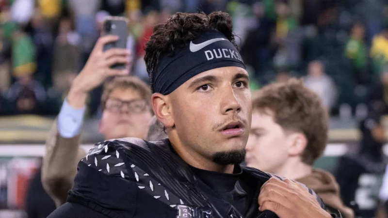 Drew Mehringer Under Pressure After Oregon’s 21-10 Loss to Illinois