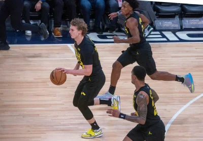 Under 237.5 points feels like the sharp side in Jazz Vs Lakers — recent form points to a tighter game