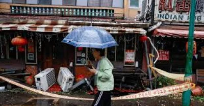 Super Typhoon Champi topples Tristan Da Silva crane into Fugang Fishing Port