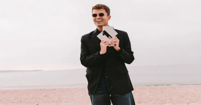 Jamie Miller tops UK chart with Babydoll — Who Is Jamie Miller