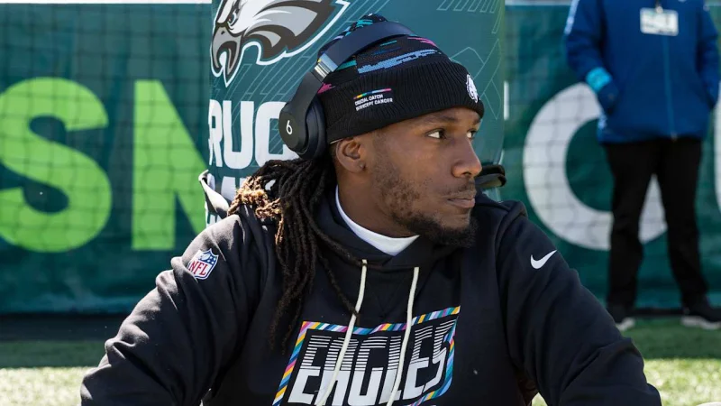 Joe Milton III lands in Philadelphia before Cowboys clash — Eagles Starting Qb picture gets another twist
