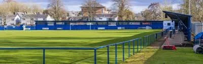Clyde Fc survive a penalty nerve-wrecker to beat Penicuik Athletic 4-3 after 1-1 draw in the Scottish Cup