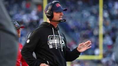 Dean Lowry joins Giants practice squad as veteran depth becomes a priority