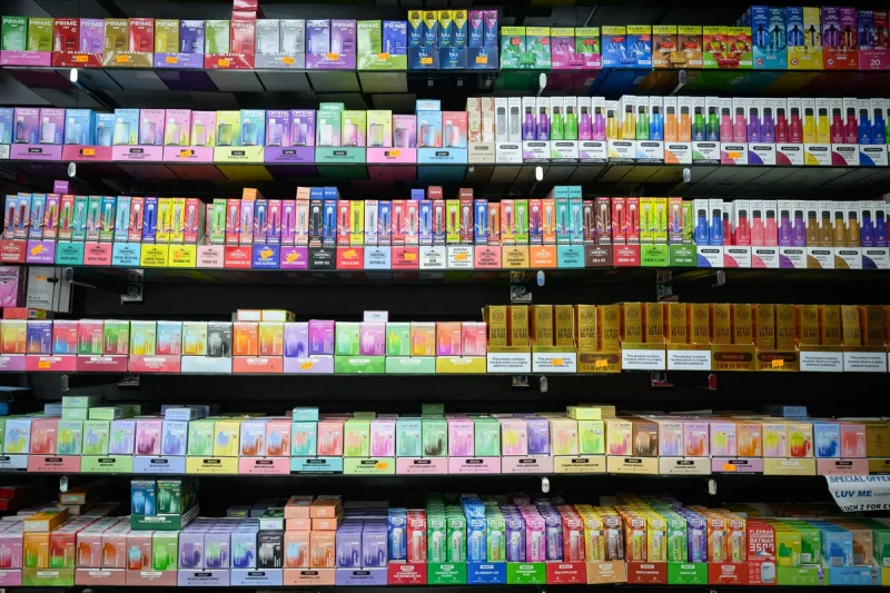 Dr Nason Maani warns of 90,835 Uk Vape Consultation Automated Responses