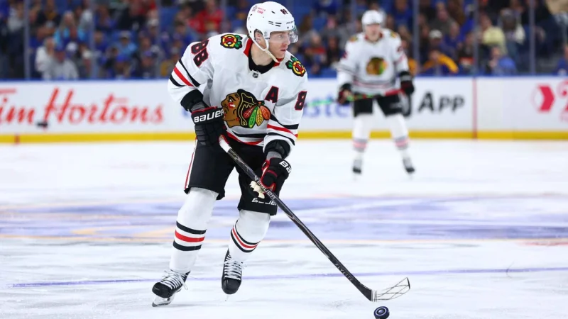 Patrick Kane one assist from 900 NHL assists in Blackhawks Vs Red Wings return