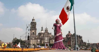 México busca romper Récord Guinness con catrina de 32 metros — Day Of The Dead 2026