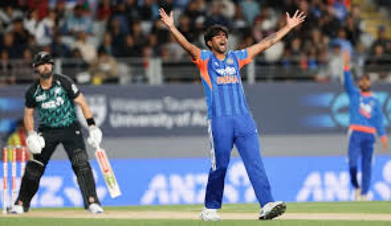 Glenn Phillips and New Zealand face a fresh start as India bowl first in fourth T20I