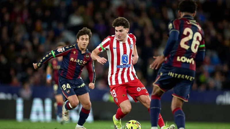 Atlético's XI features Kang In and Julián Alvarez for Levante Vs Atlético Madrid — Simeone backs an unexpected attacking twist
