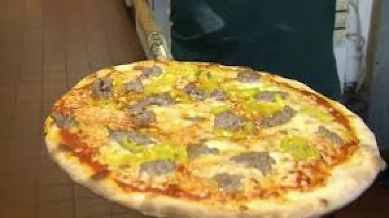 Walt Z fundraiser tops $480,000 after Pizza Near Me viral video