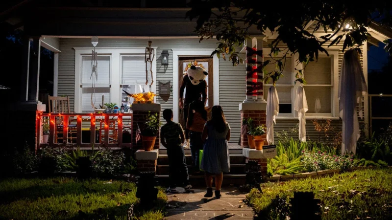The Weather Channel warns Trick-or-treaters of scattered showers Saturday