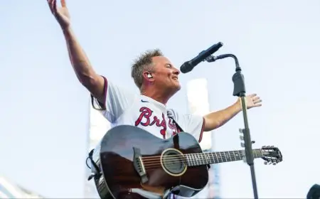 Chris Tomlin to Headline Charlie Kirk Memorial with Powerful Worship as New Album Release Approaches