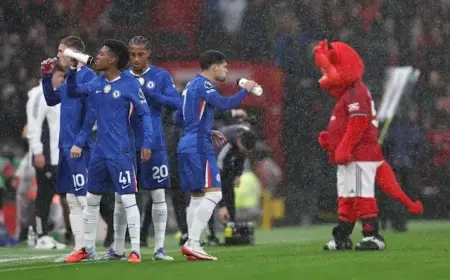 Lincoln City vs Chelsea Live Commentary: Full Match Timeline, Lineups, and Key Updates on 23 September 2025