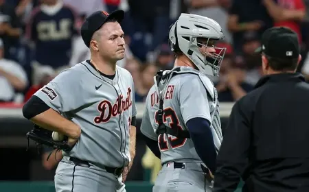 MLB Playoff Bracket 2025: Updated Seeds, Matchups and Key Races