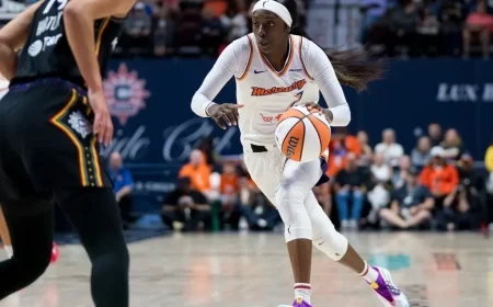 Kahleah Copper Overcomes Injuries Bringing North Philly Spirit to Mercury and WNBA Playoffs