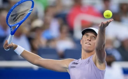 Iga Swiatek vs Camila Osorio Head-to-Head Preview Prediction and Betting Odds for 2025 WTA China Open Round 3