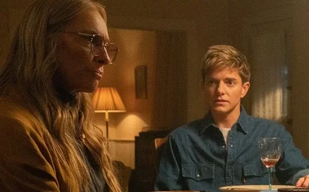 Mae Martin Reveals Friends Daring Escape as Inspiration Behind Netflixs Wayward