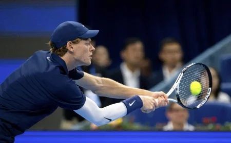 Sinner Overcomes Struggle to Defeat Atmane and Advance to Beijing Quarterfinals