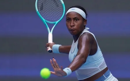 Coco Gauff Advances to China Open Round 3 Defeating Fernandez Alcaraz Secures 65th Win with Japan Victory