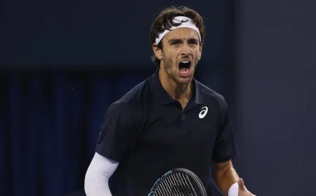 Tennis Star Issues Apology to Chinese Fans Following Outburst Over Coughing