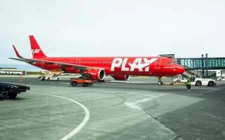 Budget Icelandic Airline Play Ceases Operations Leaving Passengers Stranded
