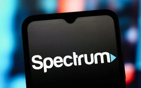 Stray Bullet Triggers Spectrum Internet Outage in Dallas Spokesperson Reports