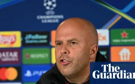 Arne Slot Defends New Liverpool Full-Backs Amid Defensive Lapses: A Closer Look