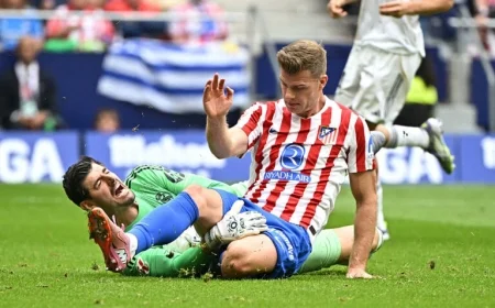 Sørloth Excluded from Atlético Madrid Lineup Against Eintracht