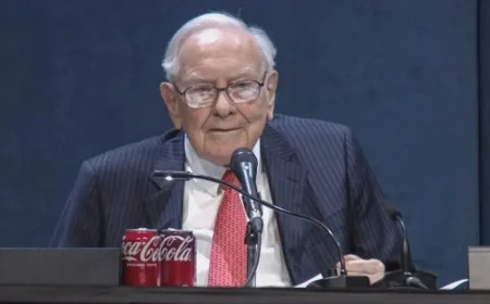 Warren Buffett poised for Berkshire Hathaways largest acquisition in three years