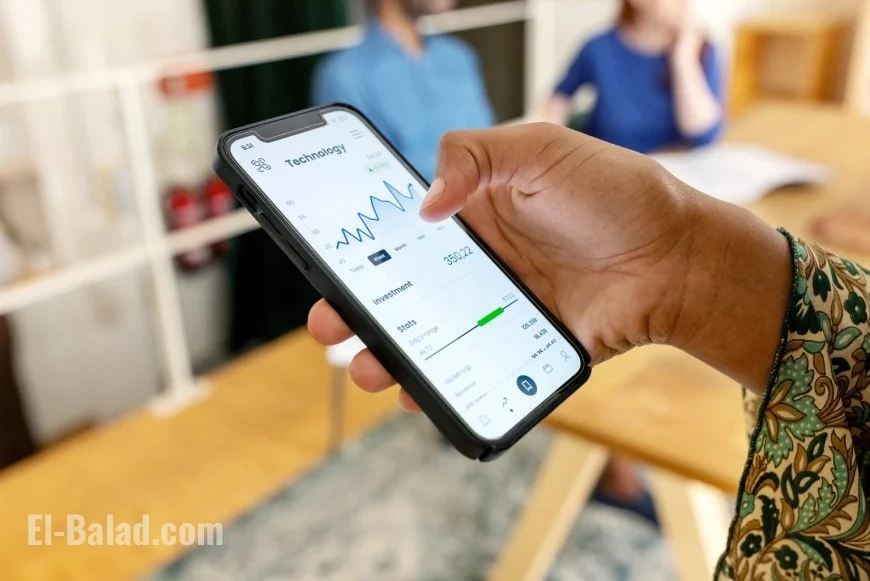 Robinhood Excelling on All Fronts But Valuation Causes Rating Downgrade
