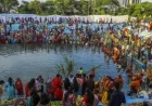Hyderabad Devotees Embrace Chhath Puja’s Conclusion Despite Cloudy Skies
