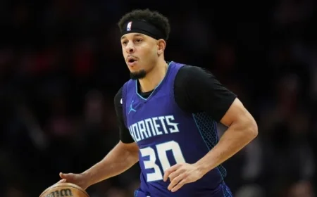 Seth Curry Reunites with Brother Steph on Warriors Team
