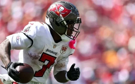 Buccaneers’ Bucky Irving Seeks Diagnosis for Uncertain Week 5 Leg Injury