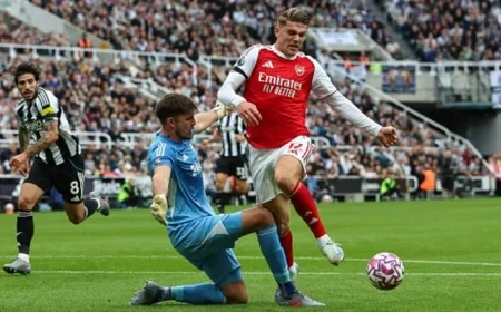 Howard Webb Defends VAR Decision to Overturn Arsenal Penalty at Newcastle
