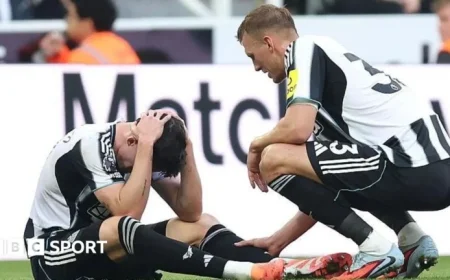 Newcastle’s Tino Livramento Sidelined for 6-8 Weeks Due to Injury