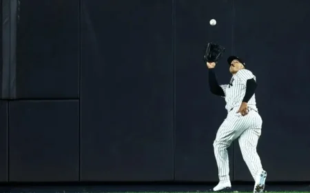 Yankees and Mets Explore Major Trade for Two Starters: Report