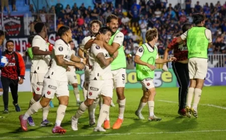 Campos Fuels Alajuelense’s Title Defense with Victory Over Motagua