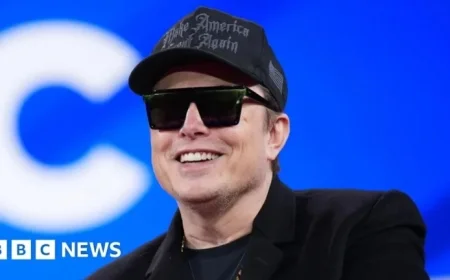 Musk Breaks Record with $500 Billion Net Worth Milestone