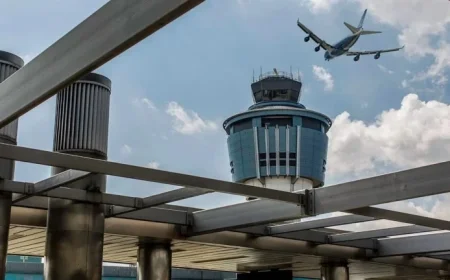 Delta Jets Collide on LaGuardia Taxiway: One Injured
