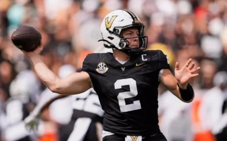 Former Alabama Star Warns: Vanderbilt Poses Serious Challenge