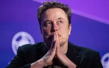 Elon Musk Leads Campaign Against Netflix for Alleged Woke Bias in Content