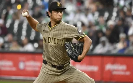 Padres Pull Yu Darvish After Struggling in Wild Card Game vs. Cubs