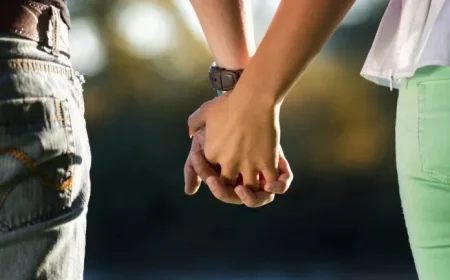 Explore National Boyfriend Day 2025: Significance of October 3 Celebrations