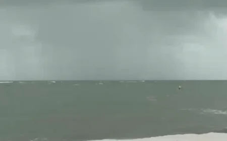 Tropical Disturbance Sparks Weekend Flood Threat in Florida