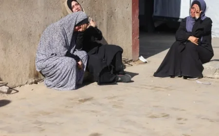 Over 30, including Gaza children, killed as Israel intensifies bombardment