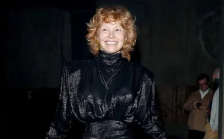 Pamela Anderson Debuts Strawberry Blonde Shag at Paris Fashion Week